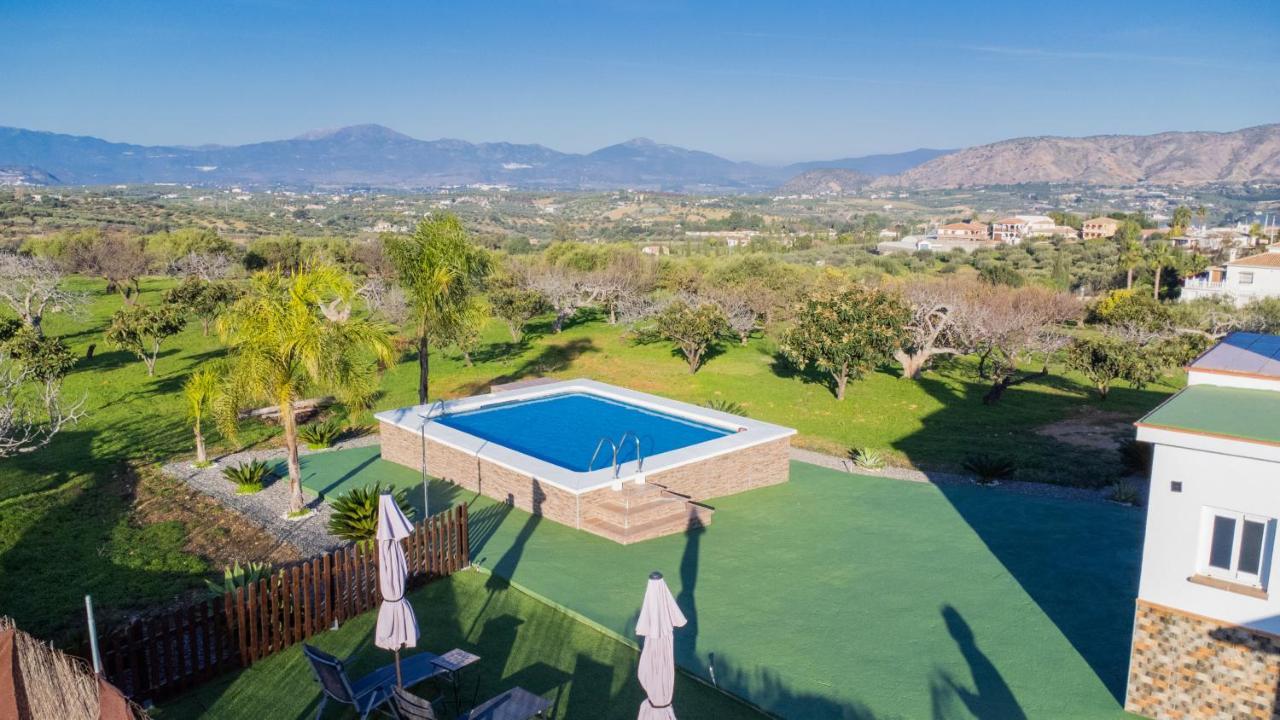 Cubo'S Finca La Higuera Alhaurín de la Torre Екстериор снимка